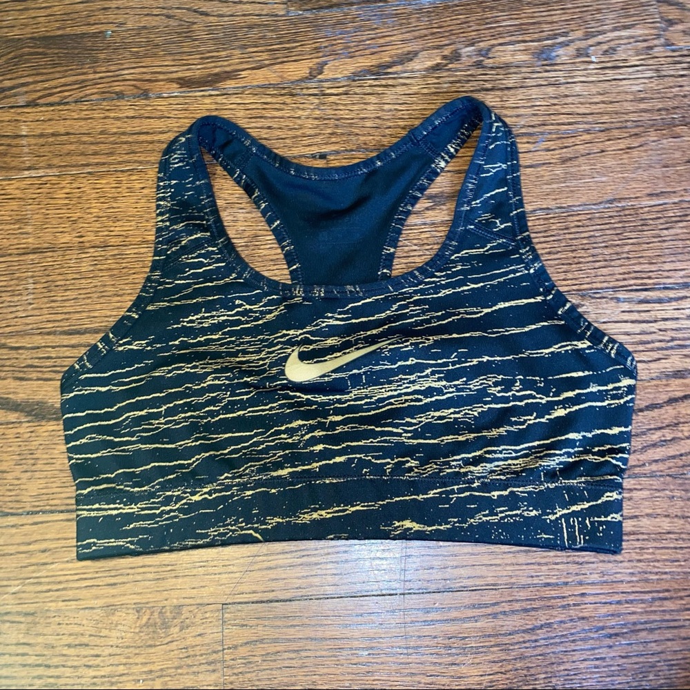 ❌SOLD TO PLATOS CLOSET ❌ - Picture 1 of 4